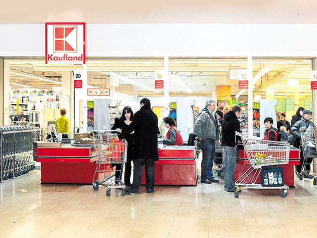 Unul dintre cei mai mari retaileri din piața locală oferă un bonus de 1,6 milioane de euro. Banii se vor împărți angajaților din magazine și depozite care continuă să lucreze în timpul pand