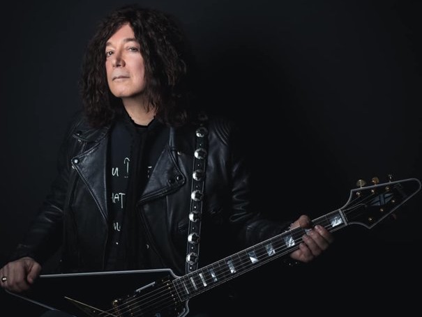 Compozitorul celebrului cântec „I Love Rock and Roll”, a murit din cauza COVID-19¨
