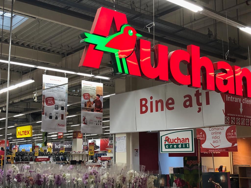 Anunț important de la Auchan. Cum vor funcționa magazinele în timpul pandemiei