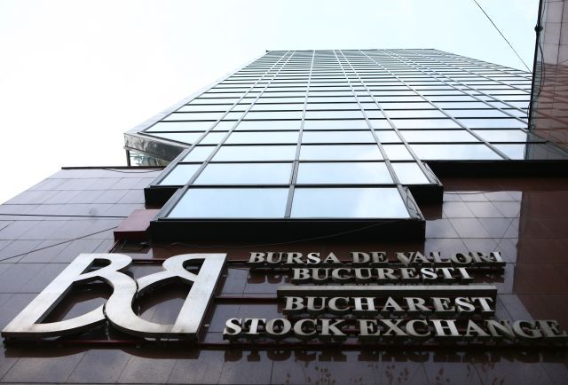 Companiile listate la bursa românească înregistrează creșteri semnificative după scăderile masive de ieri