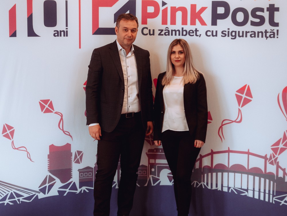Pink Post ajunge la un deceniu de activitate pe piața locală de servicii poștale, cu venituri de peste 17 milioane de euro