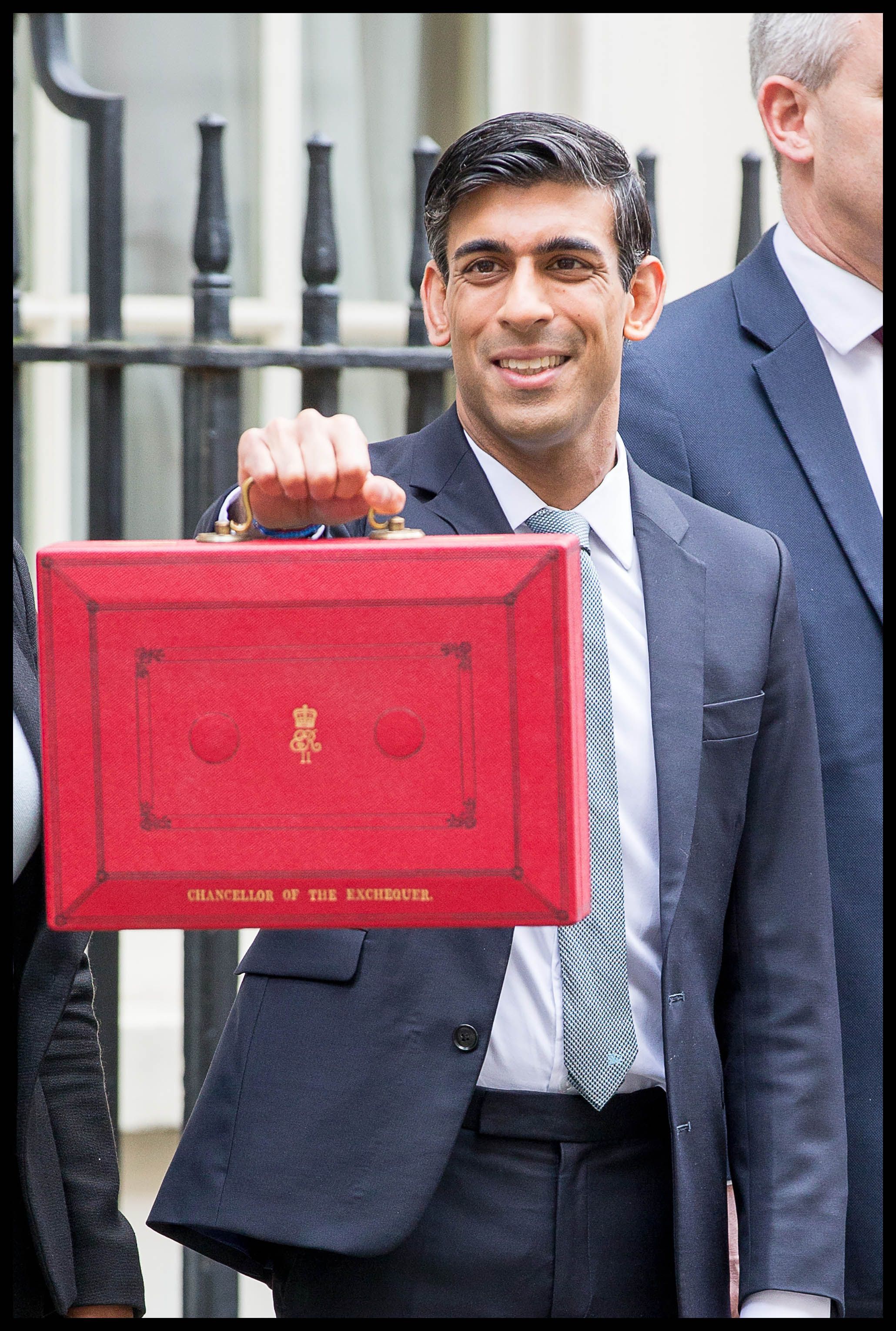 Marea Britanie stabilește un exemplu în lupta cu coronavirusul: Londra anunță un stimul fiscal de urgență printr-un pachet de 12 miliarde lire sterline, în aceeași zi în care Banca Angliei a