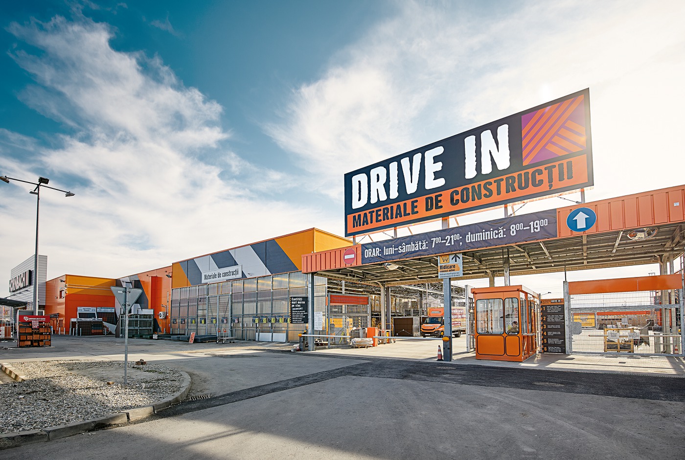 Retailerul german de DIY Hornbach a investit 2,8 mil.euro pentru extinderea magazinului din Sibiu, inclusiv pentru achiziția unui teren suplimentar