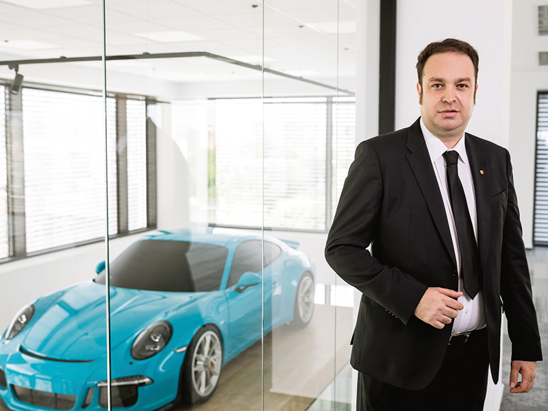 OPINIE - Marius Mihailovici, director general Porsche Engineering: „Viitorul automobilelor... inteligent(e)”