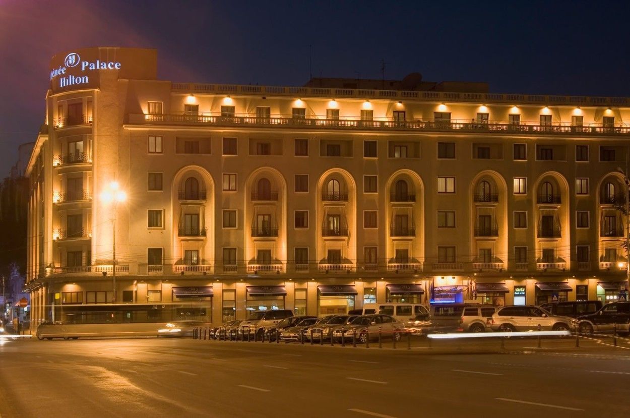 Decizie istorică, care nu a fost luată nici pe perioada războiului: George Copos este nevoit să închidă celebrul hotel Athenee Palace Hilton din centrul Capitalei, care era deschis și în timpu