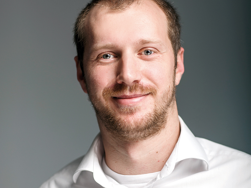 OPINIE - Bogdan Botezatu, director de cercetare în amenințări informatice, Bitdefender: "Hackerii încalcă codul de etică nescris și pun ținta pe spitale când sunt cel mai vulnerabile"