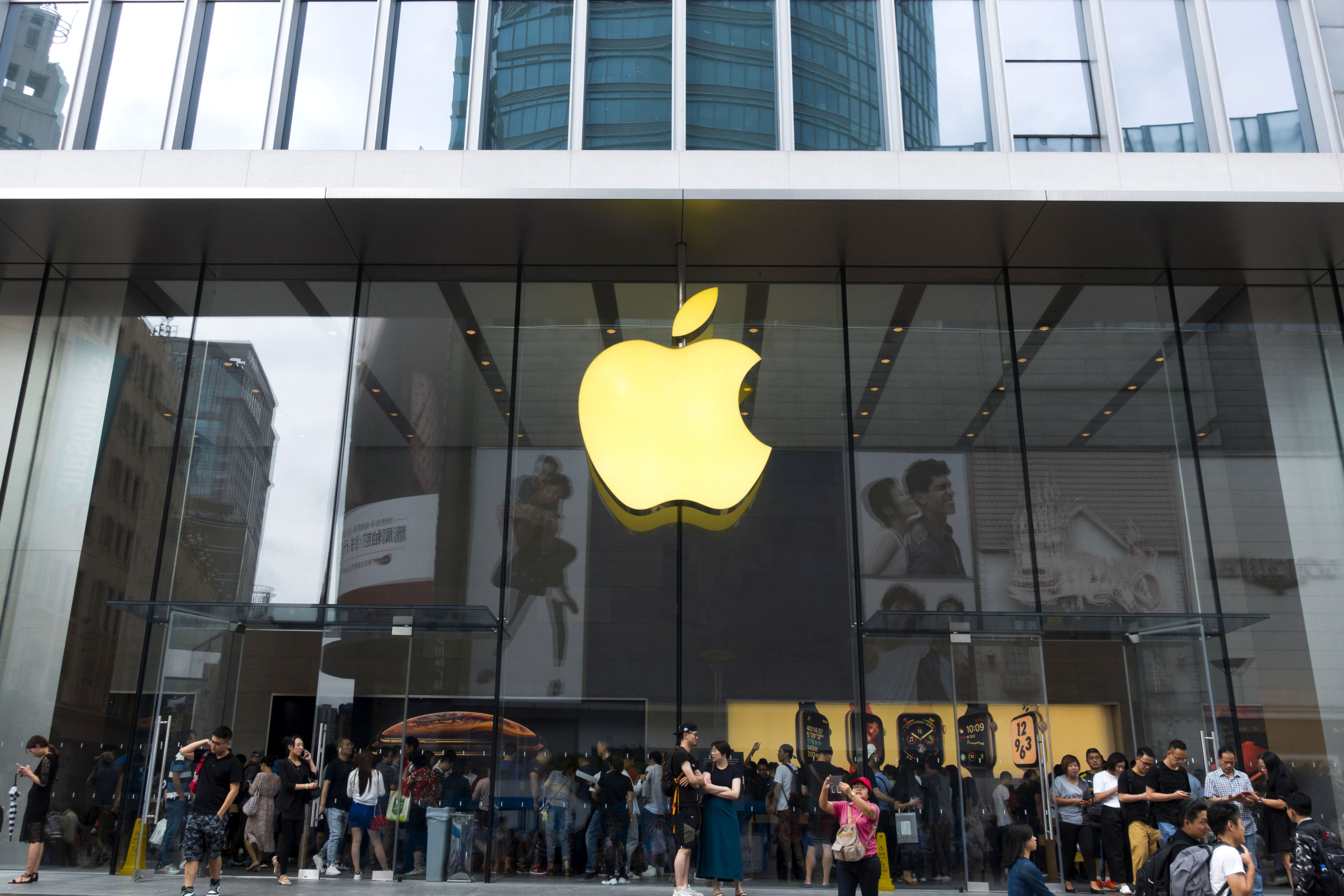 Presa internațională: Apple și Google construiesc singurul mod realist de a reporni societatea. Care este acesta