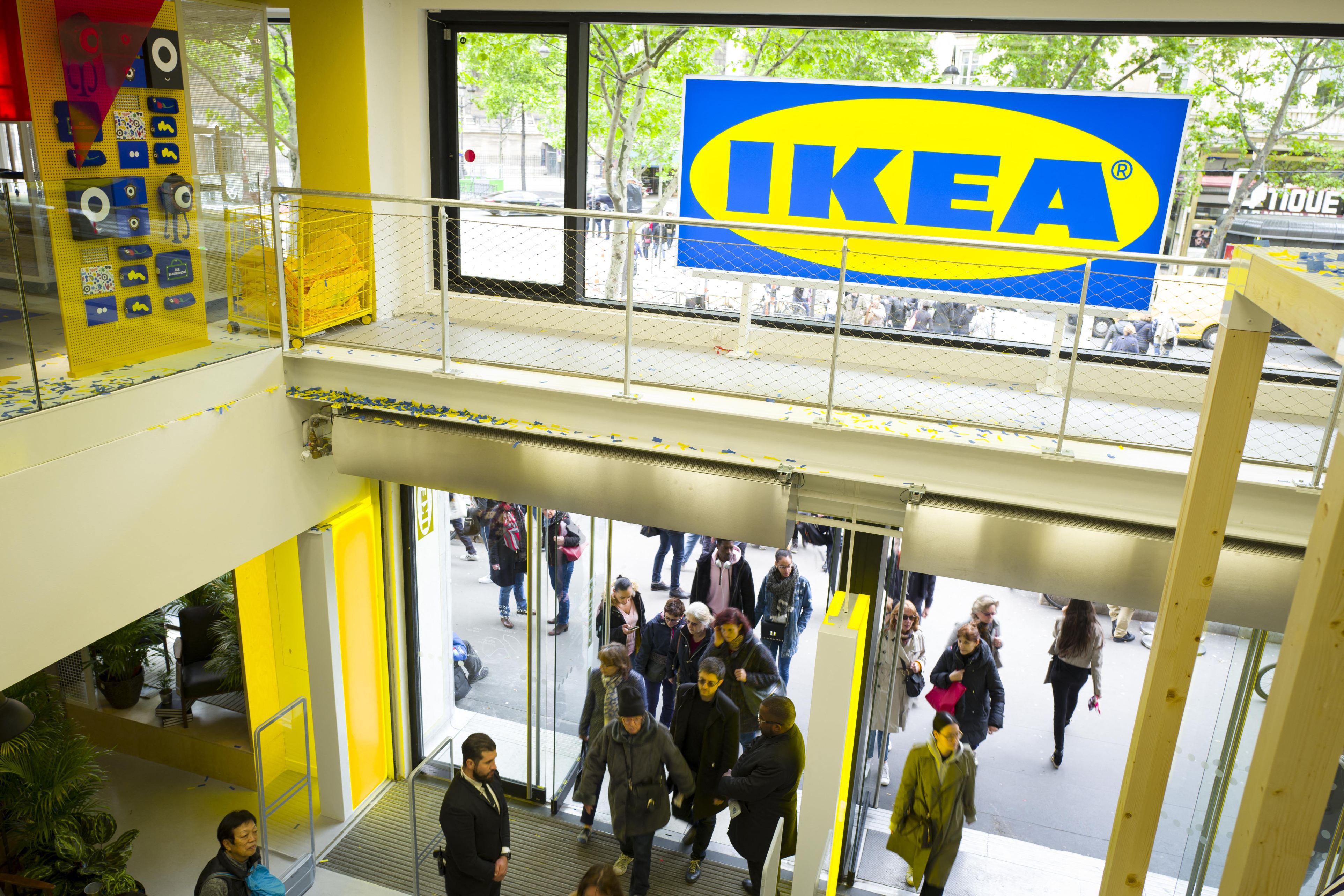Ikea plănuiește să redeschidă magazinele începând cu 28 aprilie. În ce țară își va relua prima dată activitatea