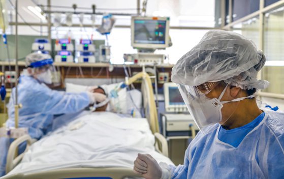 După America incă o tară cu peste 200 milioane de locuitori are sistemul medical aproape de colaps