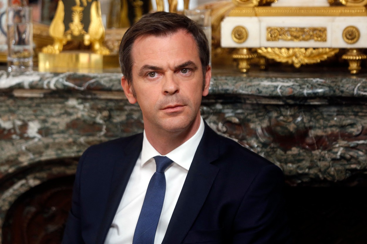 Premierul Edouard Philippe: Situația epidemică se ameliorează în Franța / Urmează o "criză economică brutală"