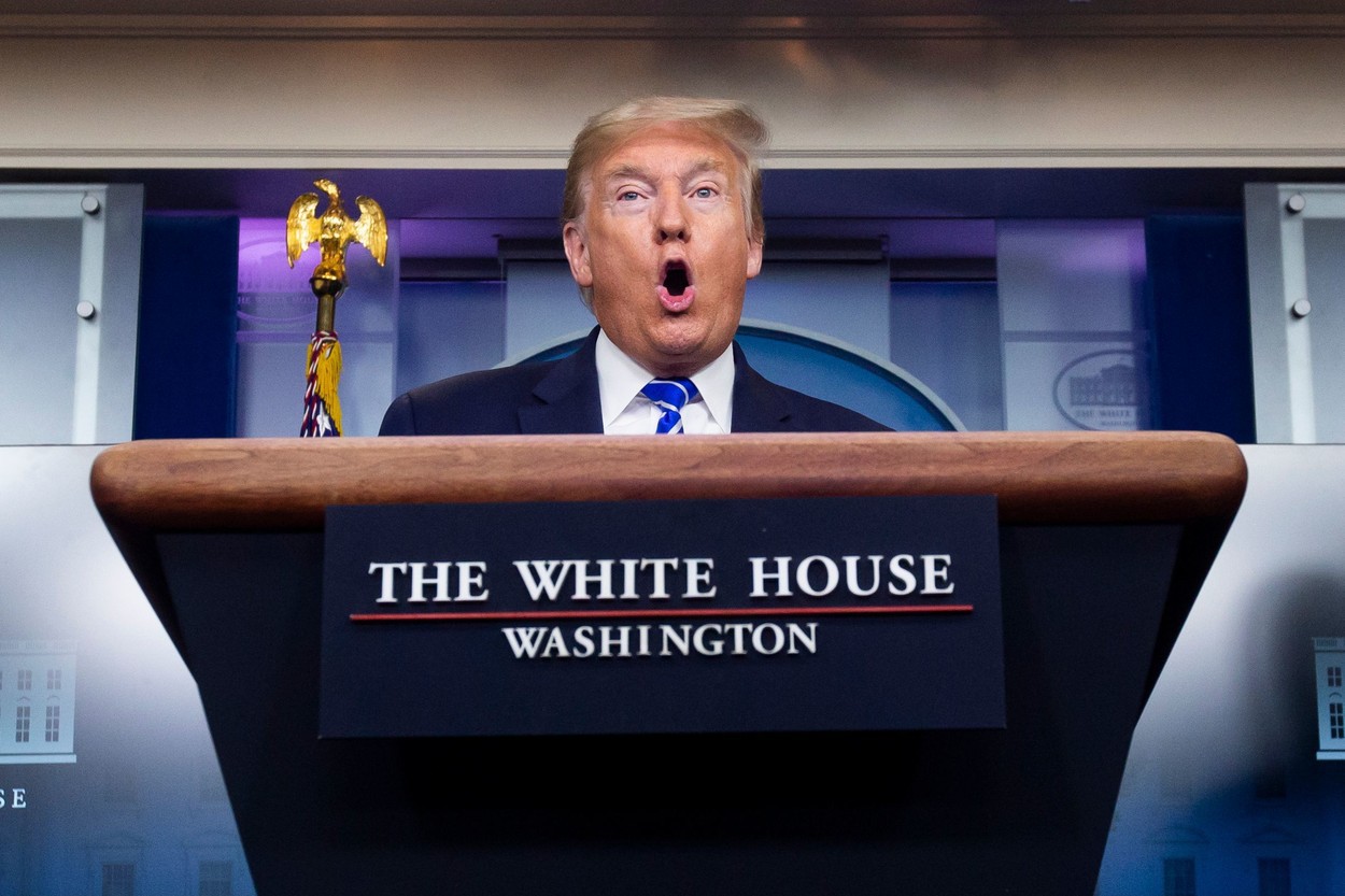 Donald Trump este criticat asupru de medici după ce a propus injectarea oamenilor cu dezinfectant