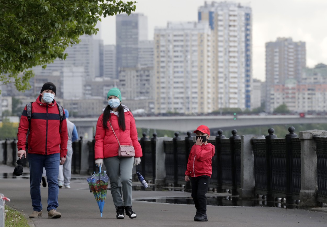 Peste 12% dintre locuitorii Moscovei ar avea deja anticorpi pentru COVID-19