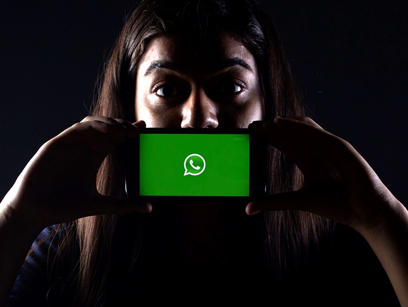Noi probleme pentru WhatsApp. Un expert german spune cât de periculos este și chiar le interzice angajaților de la stat să îl folosească