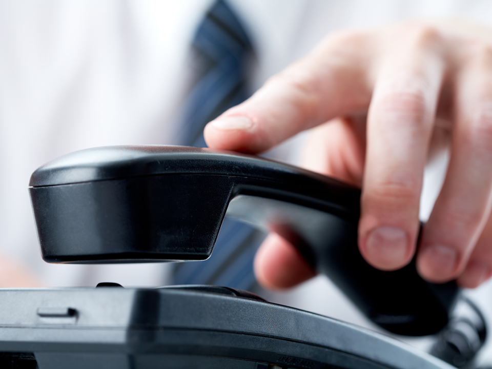 STS: Linie telefonică de asistență psihologică, lansată pentru persoanele afectate de COVID-19