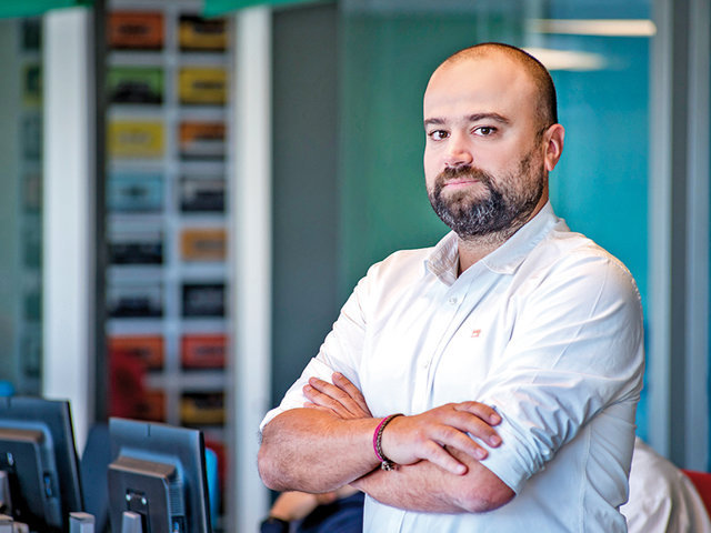 Tudor Ionescu, CBRE, despre birourile viitorului:  „Open space-ul va fi adaptat, densitatea va scădea, ariile largi și deschise vor fi subîmpărțite”