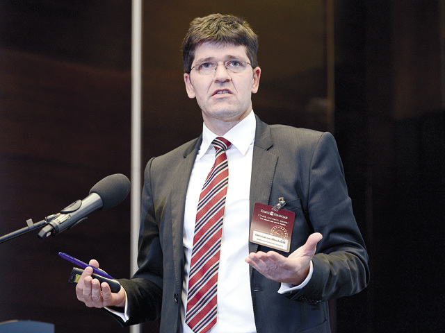Avertismentul unui dintre cei mai puternici executivi din economie: Trebuie să revenim la muncă. Nu poți face home office dacă ai un copil de doi, trei ani lângă tine