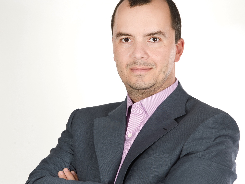 Business MAGAZIN lansează o nouă ediție a anuarului 100 TINERI MANAGERI DE TOP, cea cu numărul 15, care va duce numărul total al managerilor și antreprenorilor incluși în catalog la 1.500.