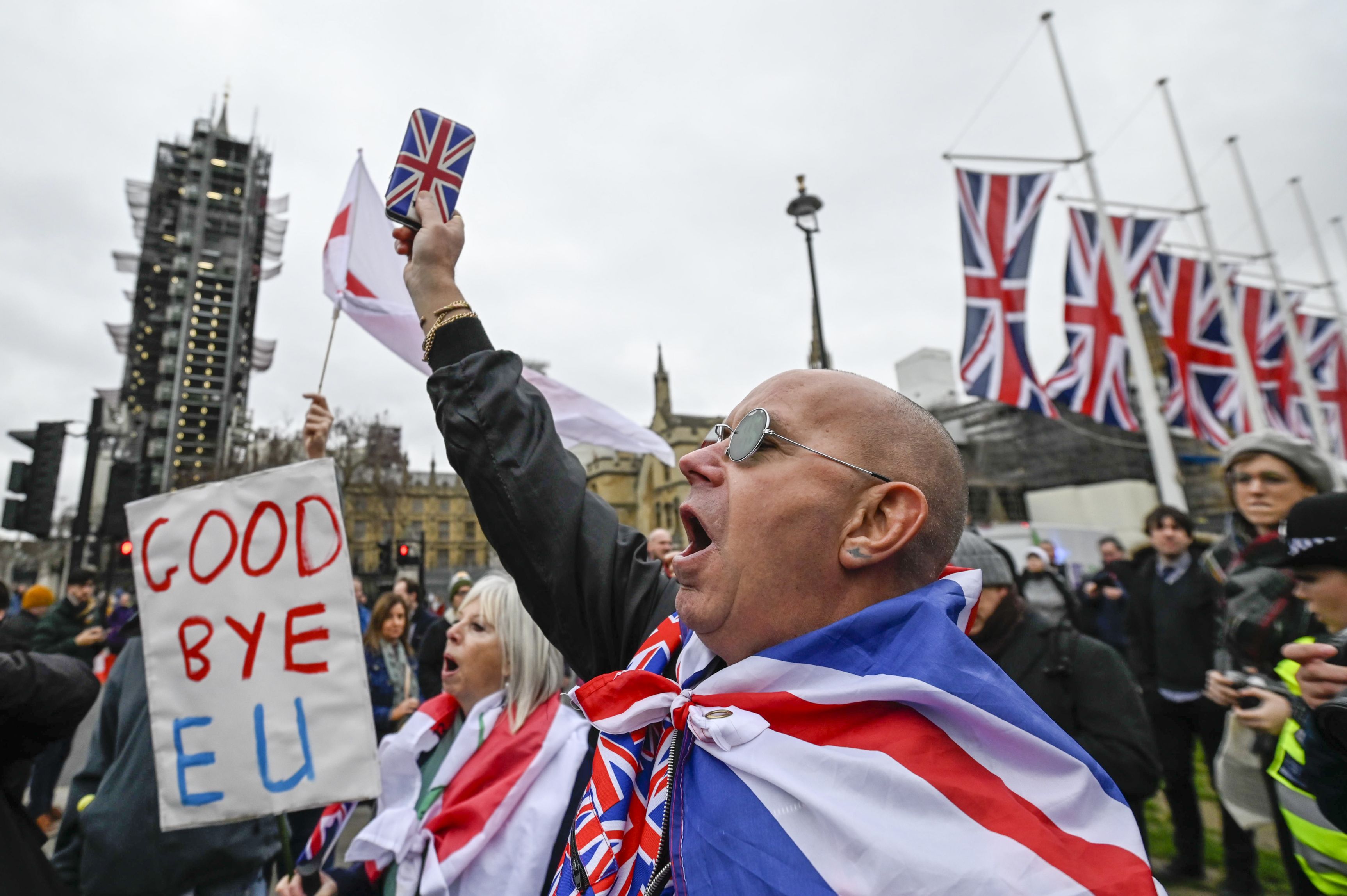 Efectele Brexit-ului: Un nou sondaj arată că majoritatea cetățenilor britanici doresc ca țara să revină în Uniunea Europeană