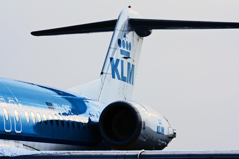 KLM: Pasagerilor români care călătoresc în Olanda nu li se impune intrarea în izolare la domiciliu