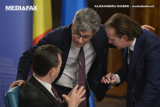 Miniștrii care îți administrează banii au cele mai multe datorii