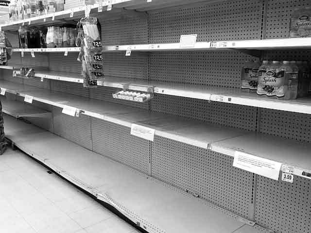 Antreprenori din industria alimentară: Prin refuzul total sau accesul limitat la raft al producătorilor români, retailerii frânează dezvoltarea brandurilor românești