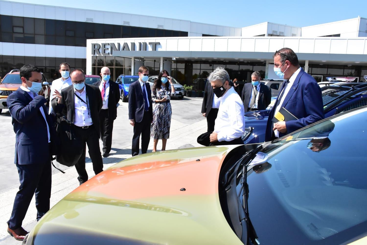 Cât de importantă este Dacia pentru Renault: Prima vizită a noului CEO Renault din afara Franței a fost în România