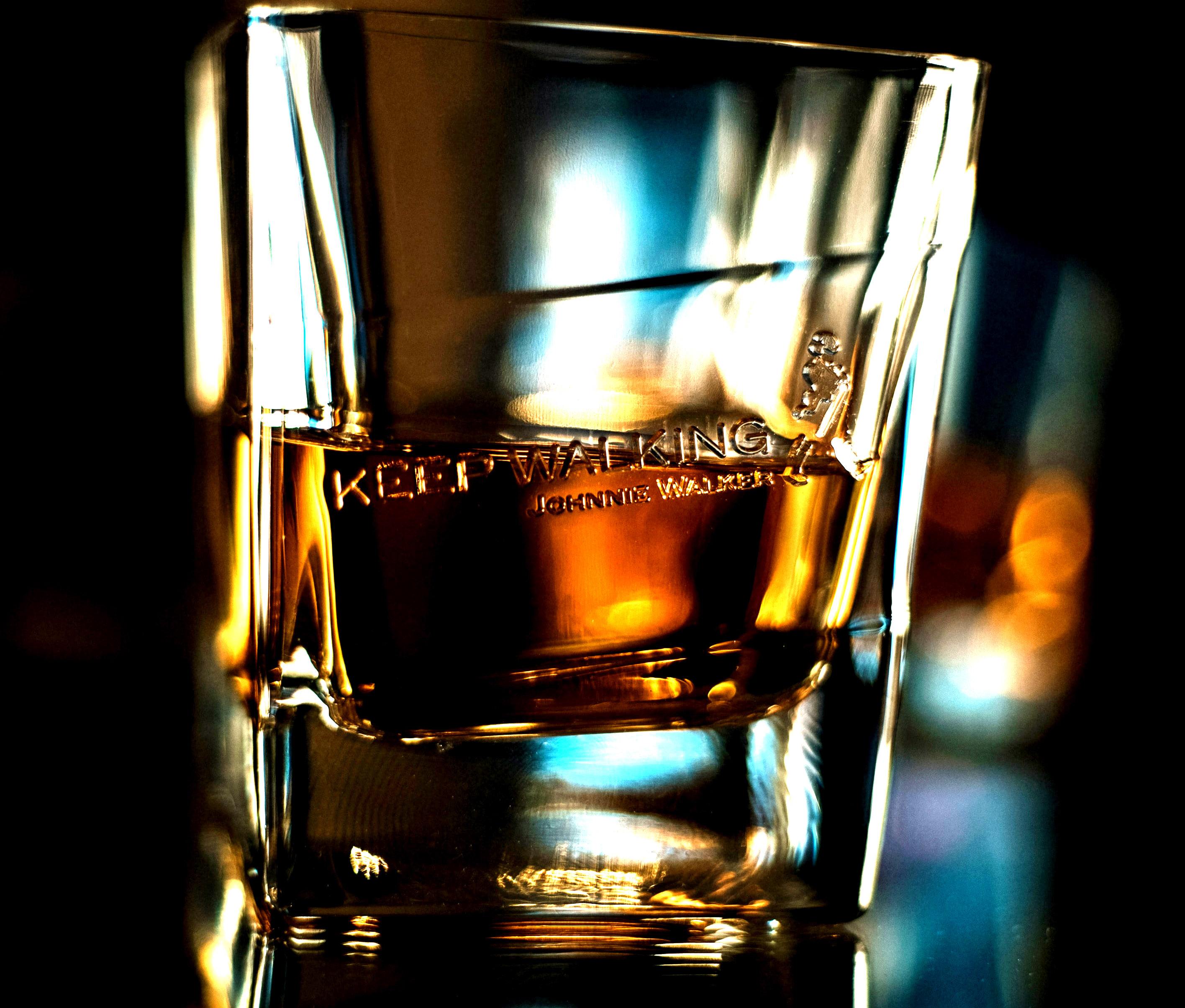 Schimbare istorică făcută de unul dintre cele mai iubite și cunoscute branduri de whisky-uri din lume