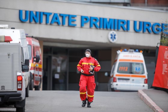 Criză de amploare la un spital mare din România. Zeci de medici s-au infectat, iar unitatea nu mai face internări