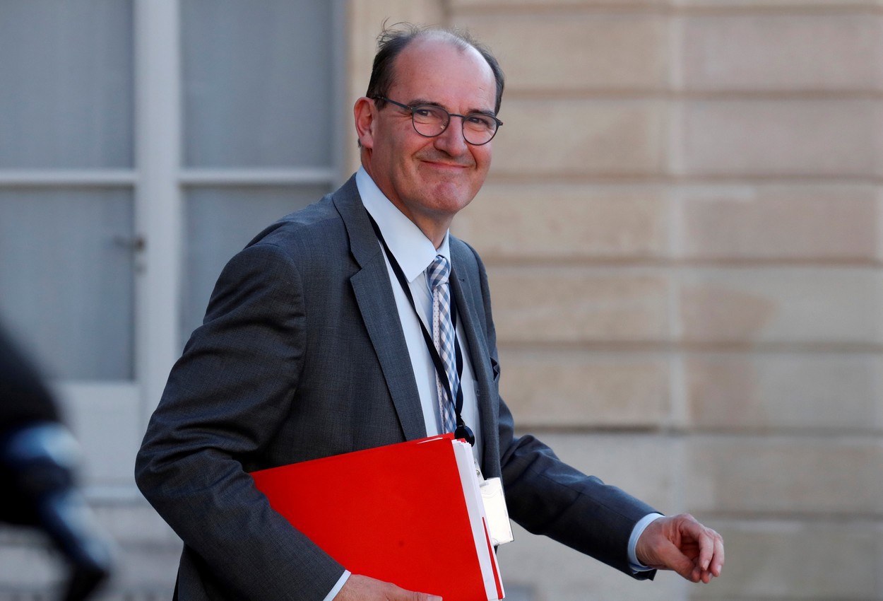 Noul premier al Franței: Președintele Macron îl numește în fruntea guvernului pe Jean Castex, omul care a orchestrat ieșirea Franței din carantina naționaă