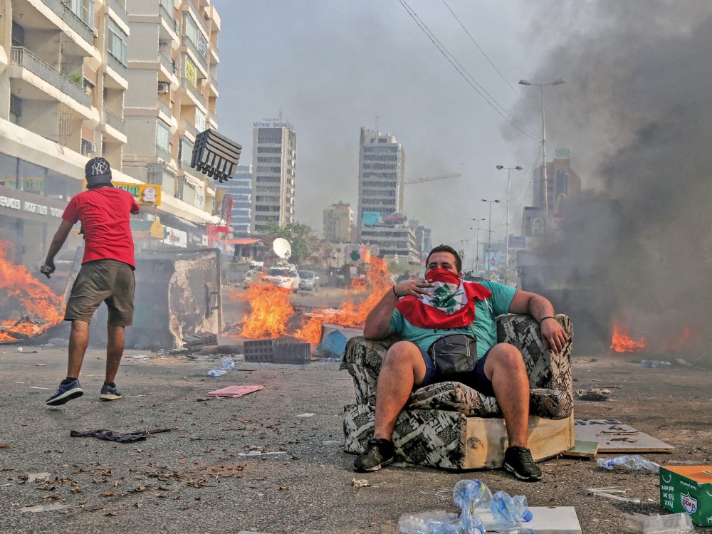 Tabolul COMPLET al dezastrului din Liban: CORUPȚIE la cel mai înat nivel, carnea ca un lux, inflația scăpată de sub control, iar energia este dată cu porția