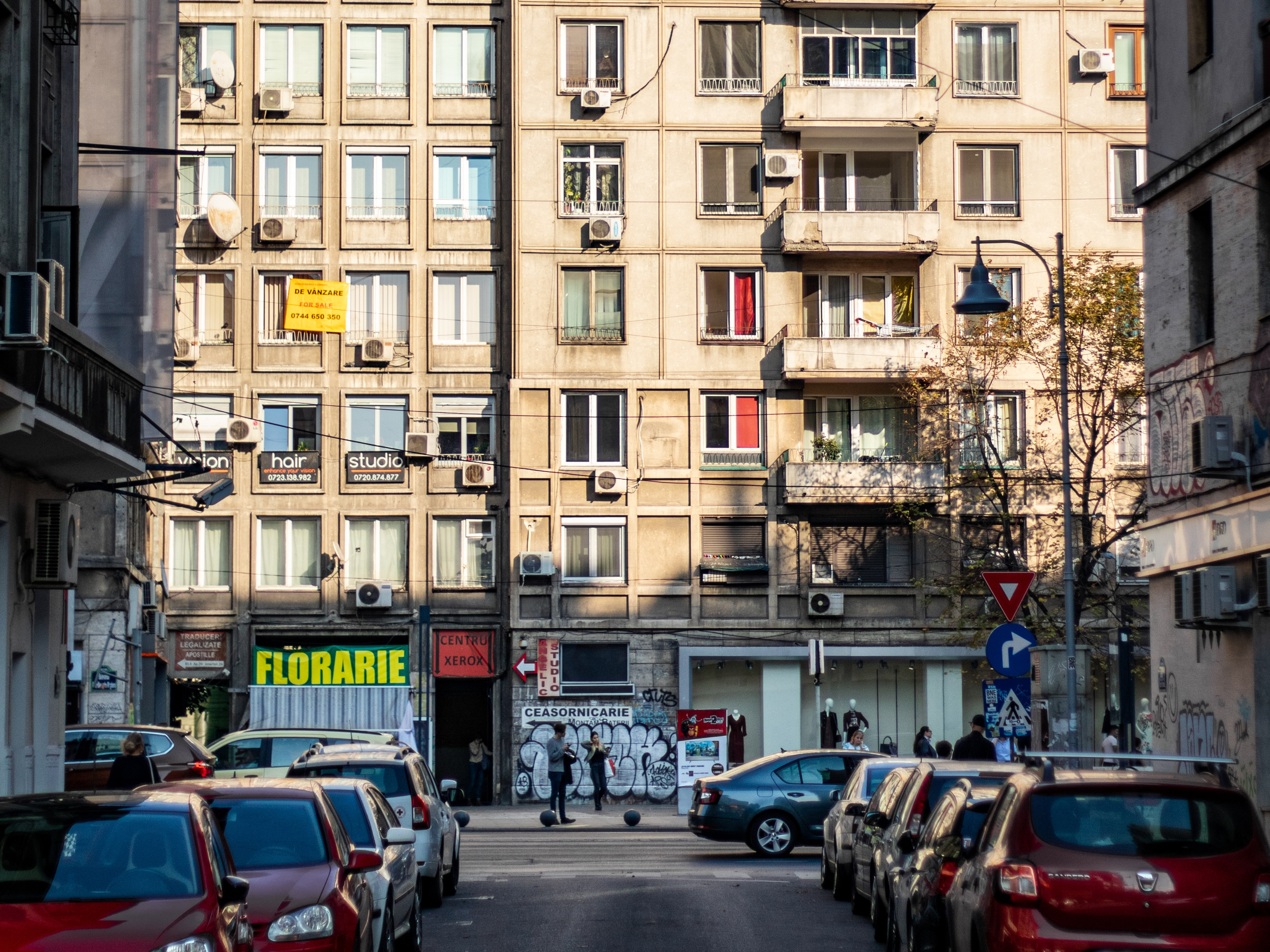 Cât costa un apartament în București acum 30 ani și cât a ajuns să coste acum. Cât de puțini oameni dețineau de fapt un apartament în Capitală