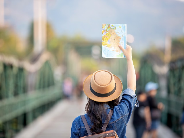 Ghilotina pandemiei stă deasupra agențiilor de turism: 14 agenții care au intermediat vacanțe de 2 mld. lei în 2019 văd scăderi între 20% și 70%