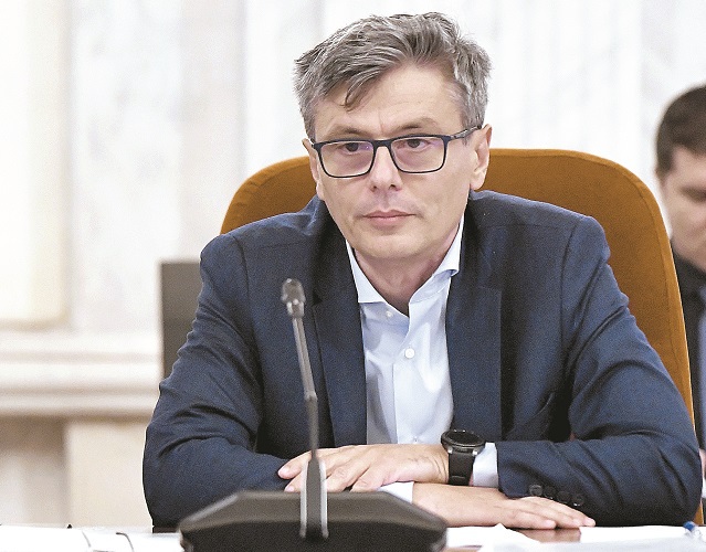 Min. Economiei, mesaj către președintele CJ Mehedinți: Îți bați joc de oameni? Vrei să îi ucizi?