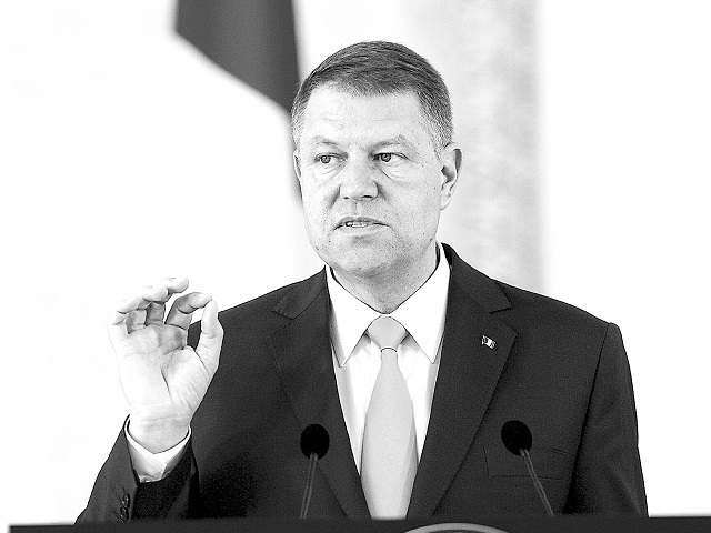 Președintele Klaus Iohannis: Majoritatea elevilor vor merge fizic la școală pe 14 septembrie