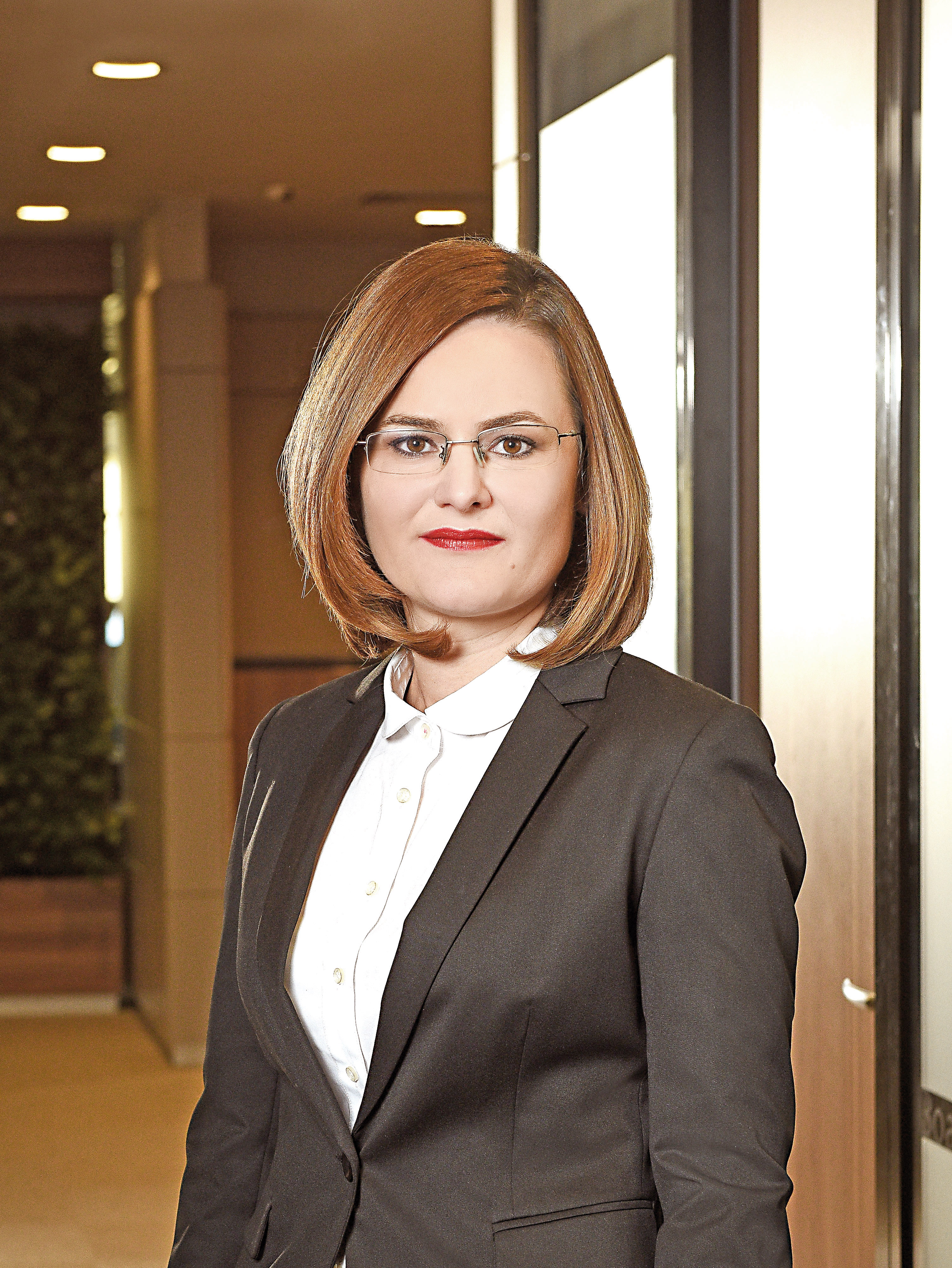 Tânăra care conduce activitatea de credite de retail pentru una dintre cele mai mari bănci din România: „Îmi practic meseria fără jumătăți de măsură”