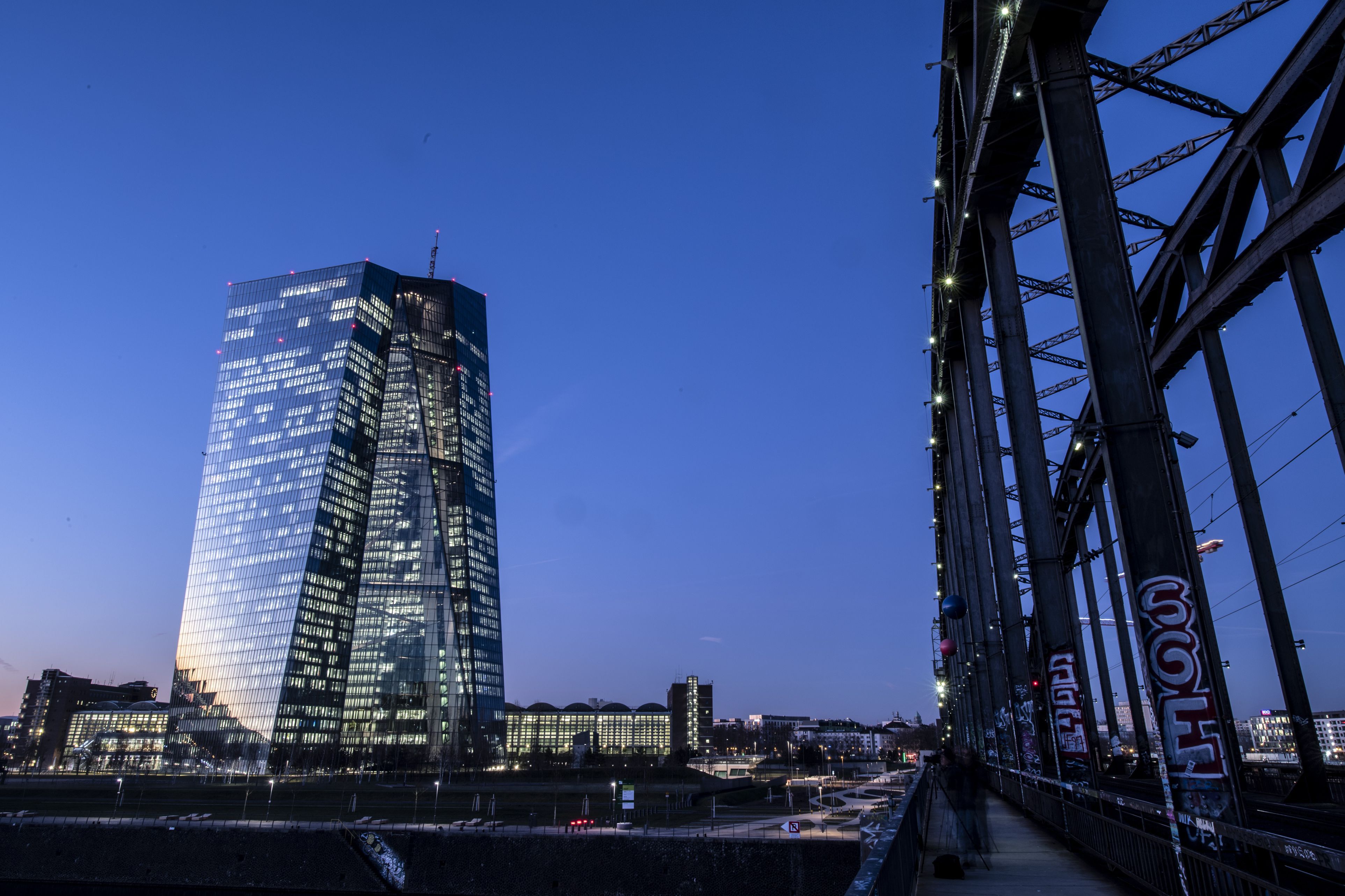 Banca Centrală Europeană avertizează: Recuperarea economică riscă să fie întârziată de o creștere bruscă a ratei șomajului