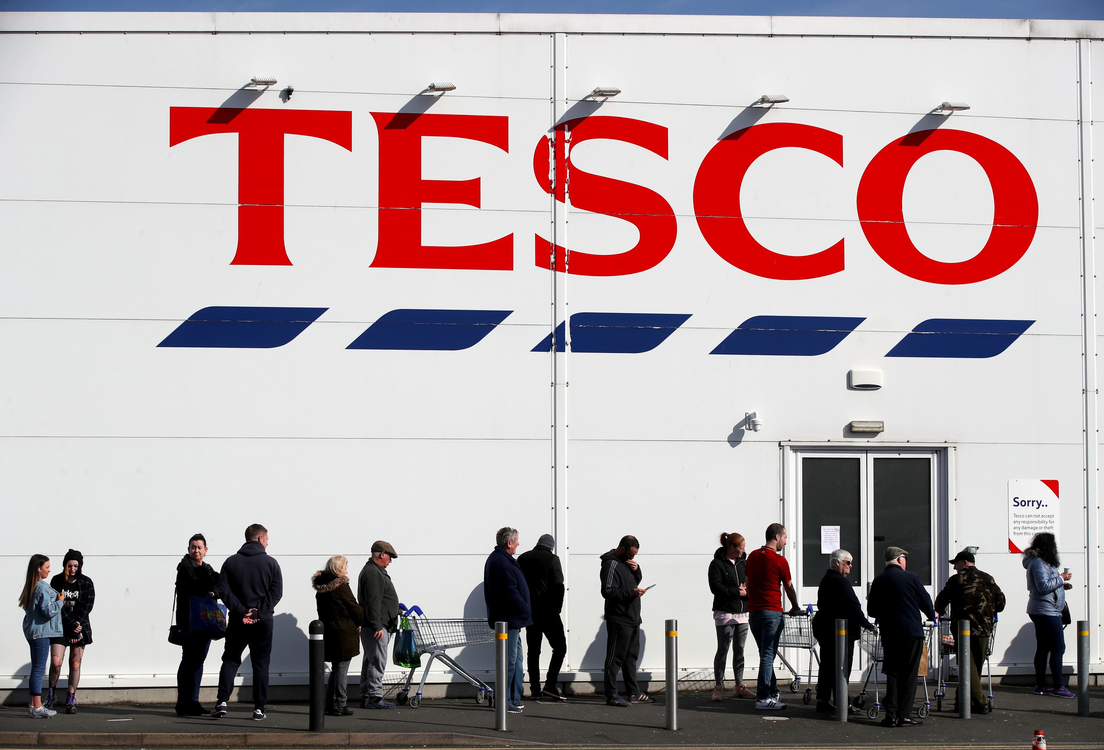 Tesco, cel mai mare retailer din Marea Britanie, va crea 16.000 de joburi după ce perioada de carantină a dus la o „creștere excepțională” a vânzărilor din mediul online
