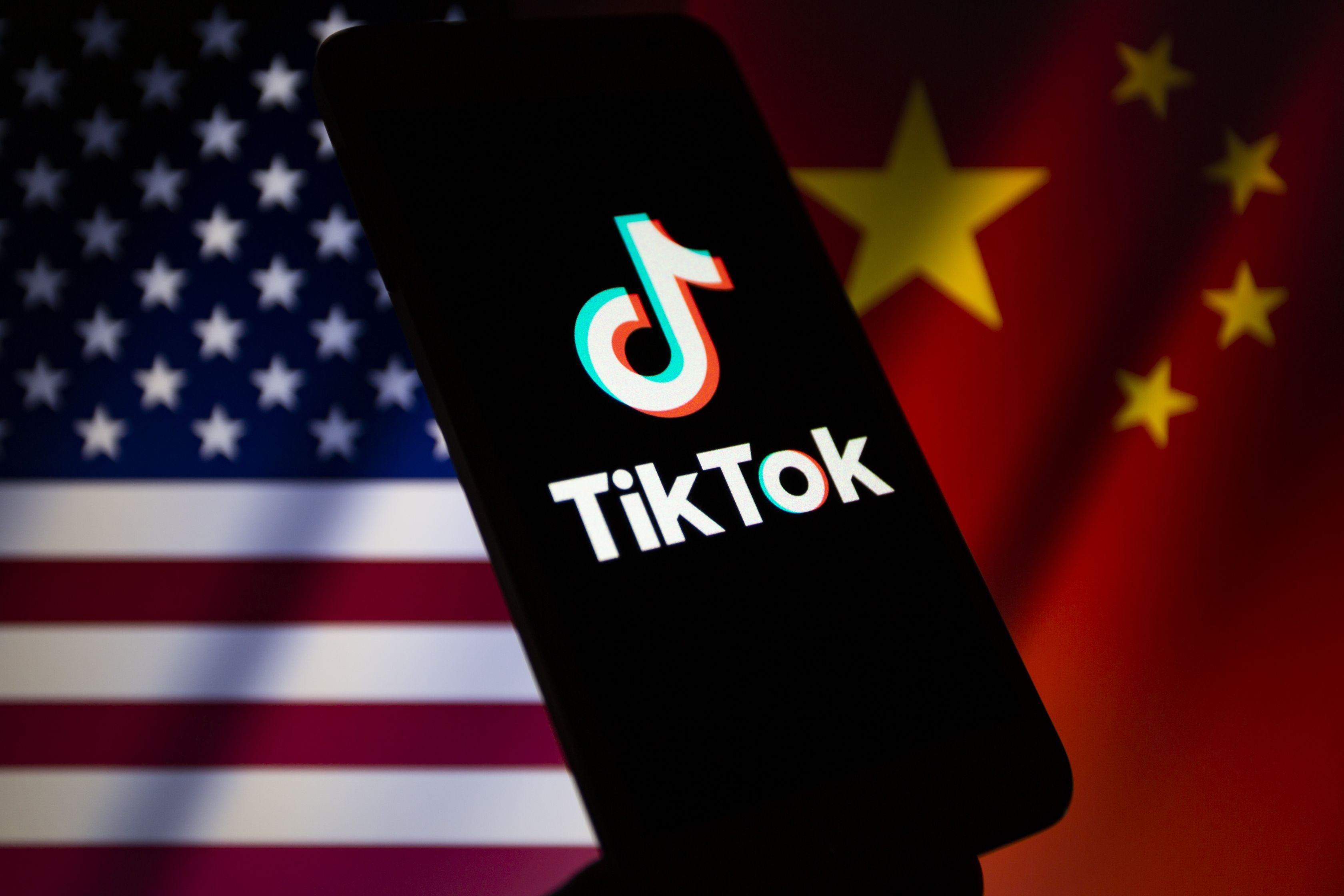 TikTok confirmă că va da în judecată administrația Trump în condițiile în care președintele american i-a ordonat companiei-mamă ByteDance să își vândă operațiunile din Statele Unite