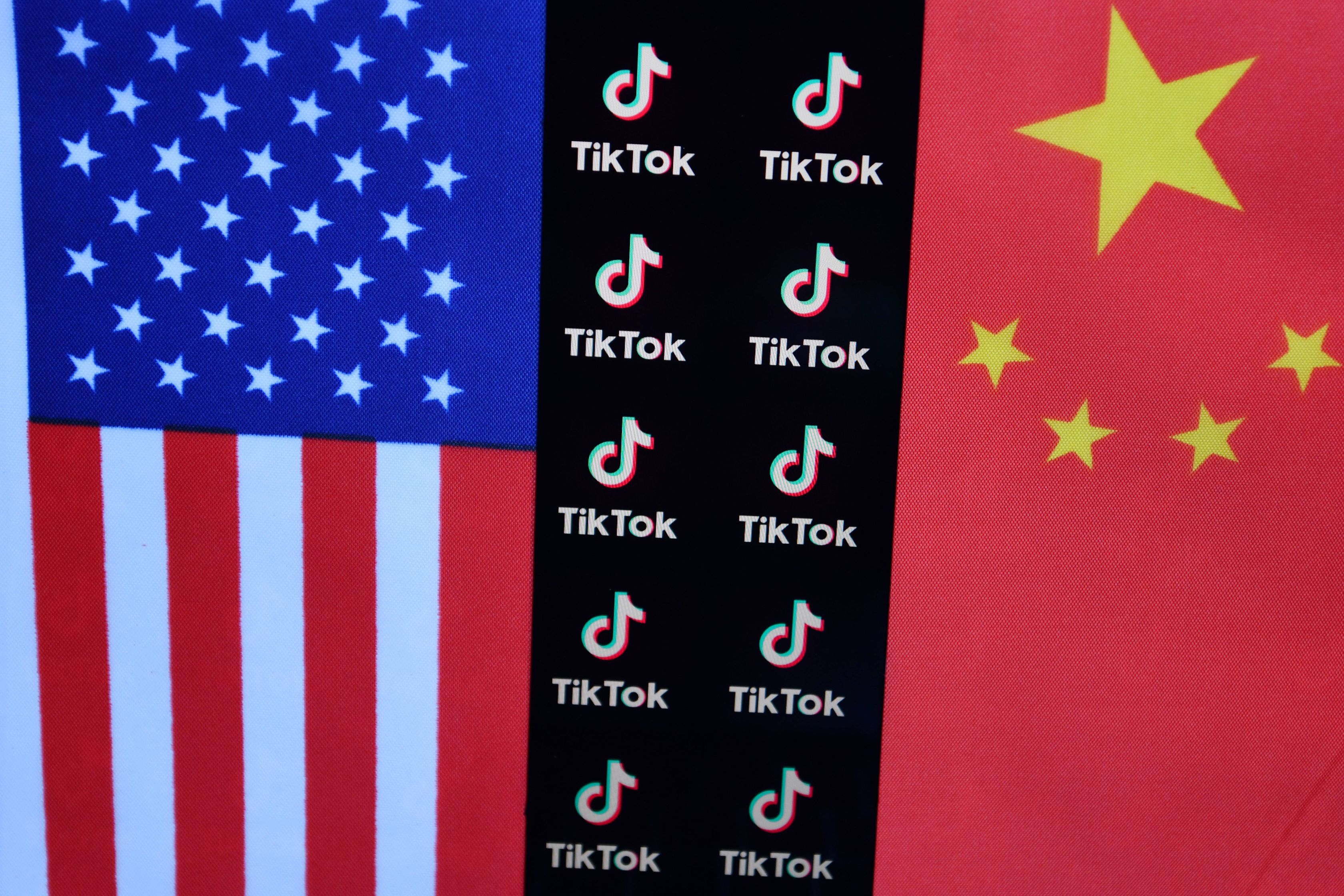 China anunță noi restricții privind exporturile de tehnologie: Vânzarea TikTok în SUA, pusă în dificultate
