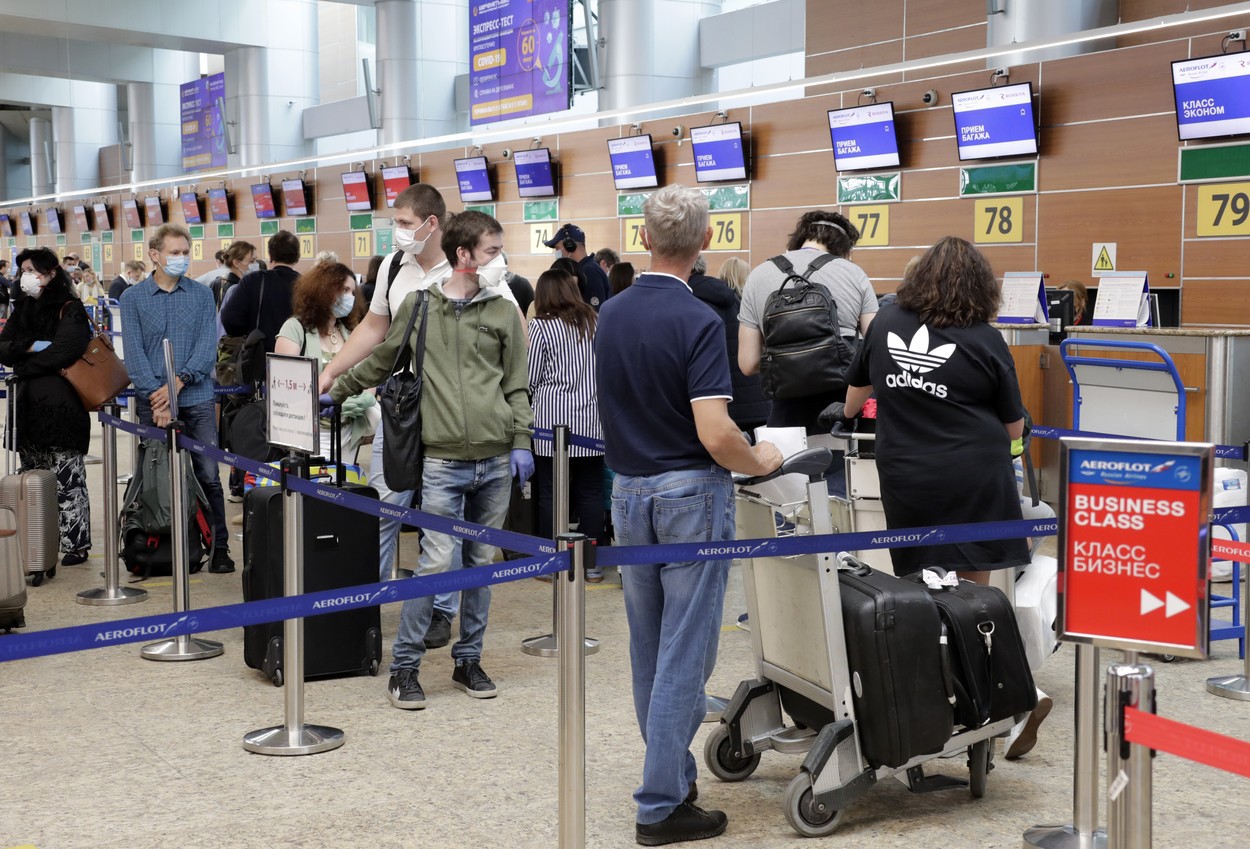 Un oraș din Elveția le oferă bani turiștilor care intenționează să îl viziteze