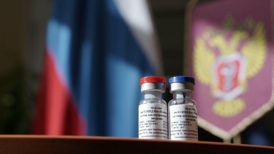 Vaccinul dezvoltat de Rusia de numește Sputnik-V. Rușii susțin că 20 de țări au cerut peste 1 miliard de doze