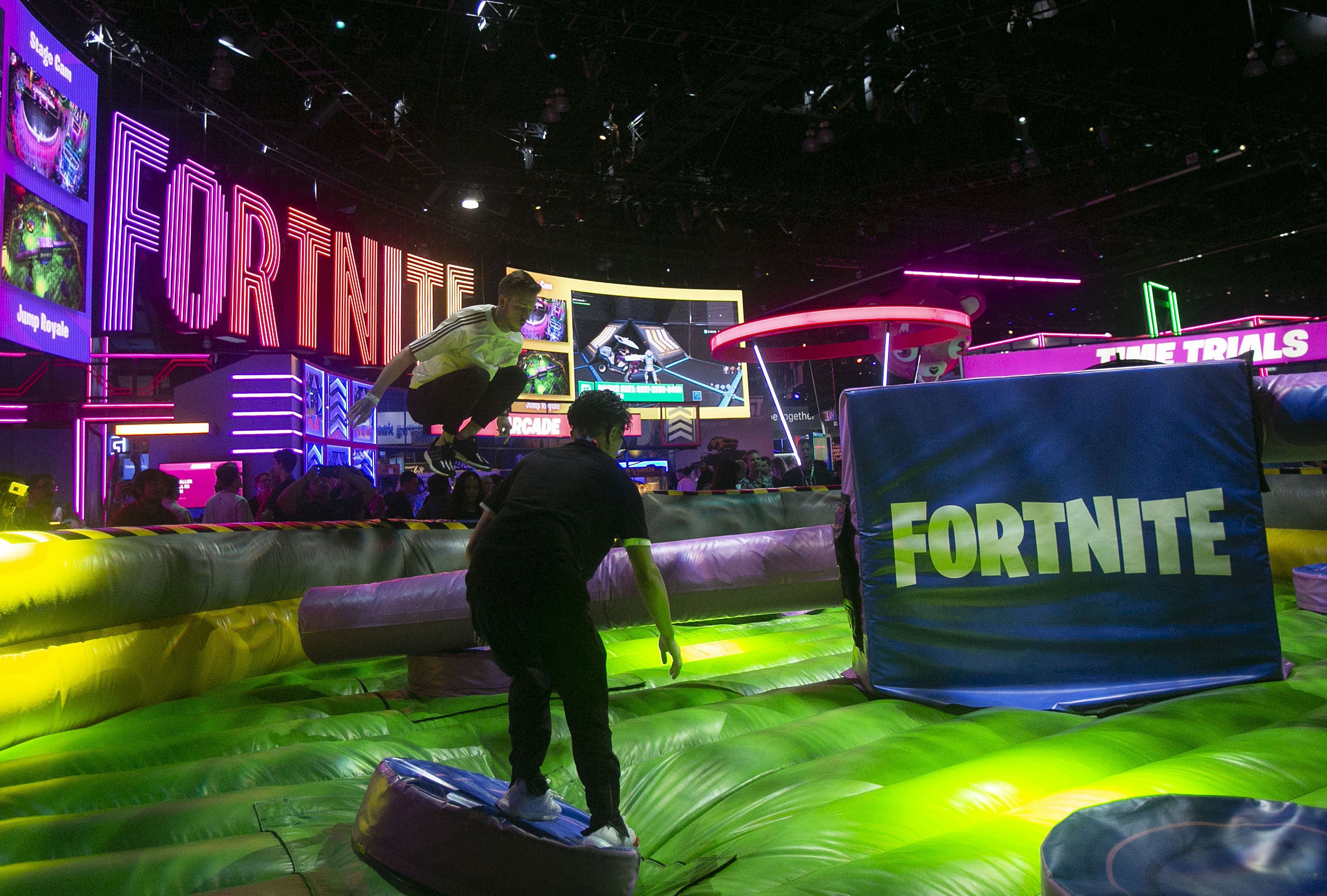 Fortnite a pierdut peste 200 de milioane de jucători, după ce Apple a scos jocul din AppStore