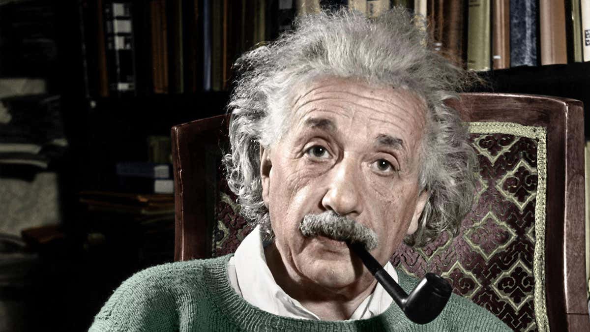 Ghicitoarea scrisă de Albert Einstein când era copil pe care doar 2% dintre oameni o pot rezolva