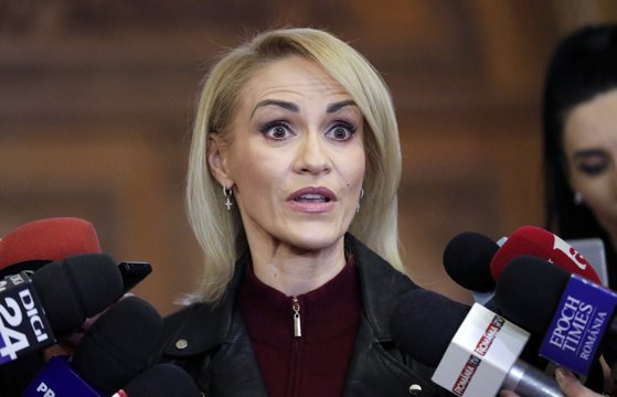 Gabriela Firea este pe primul loc al listei de candidați PSD pentru Senat din Capitală. Pe locul doi este Streinu-Cercel