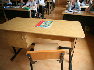 Violență în sala de clasă: Anchetă la o școală din Maramureș, după ce au apărut imagini cu o profesoară care lovește mai mulți elevi