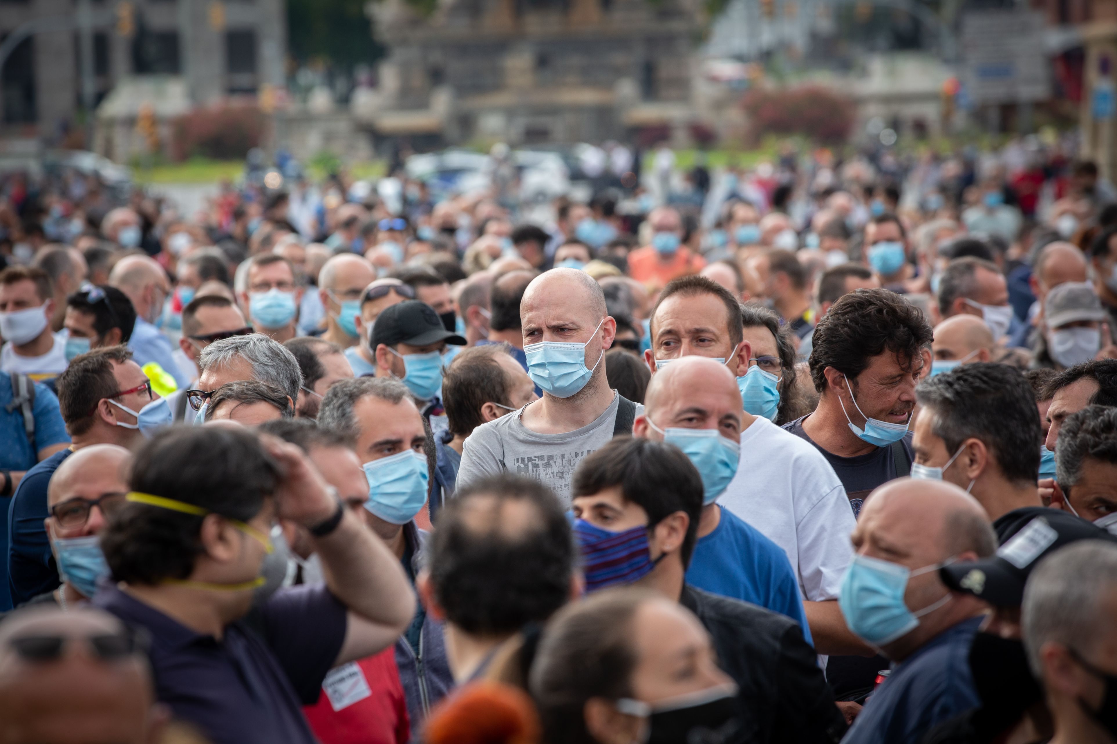 Încă o țară europeană ia măsuri drastice de mâine, după cea mai neagră zi de la începutul pandemiei