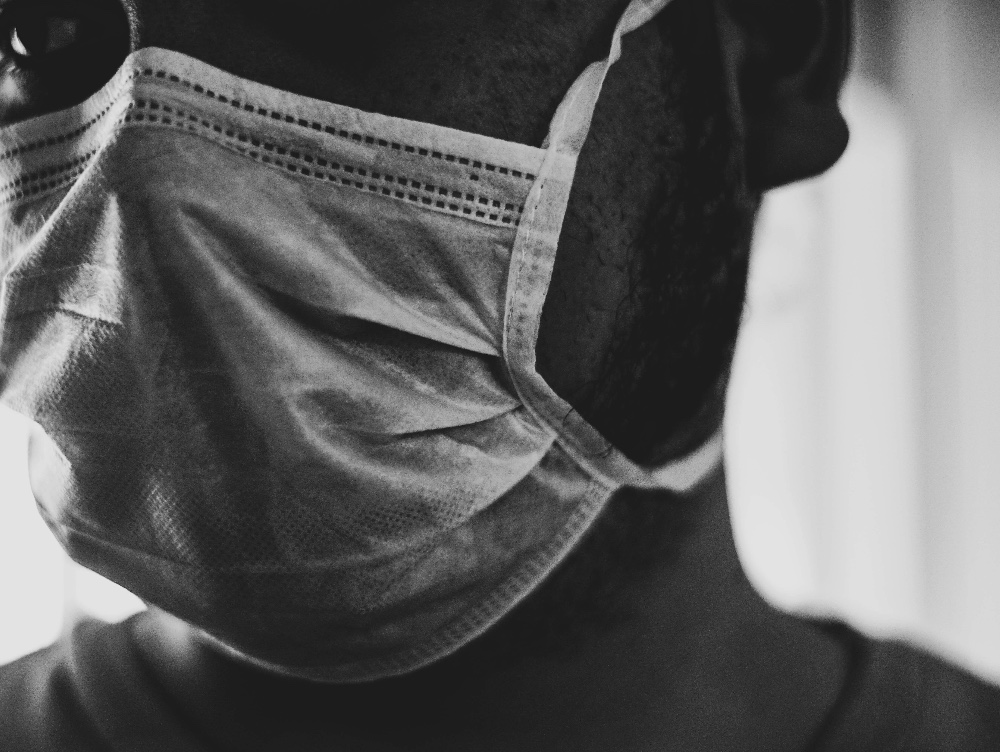 Pandemia de COVID-19 distruge tot mai multe obiceiuri. Cum poate dispărea un lucru pe care majoritatea oamenilor îl făceu cu mare placere