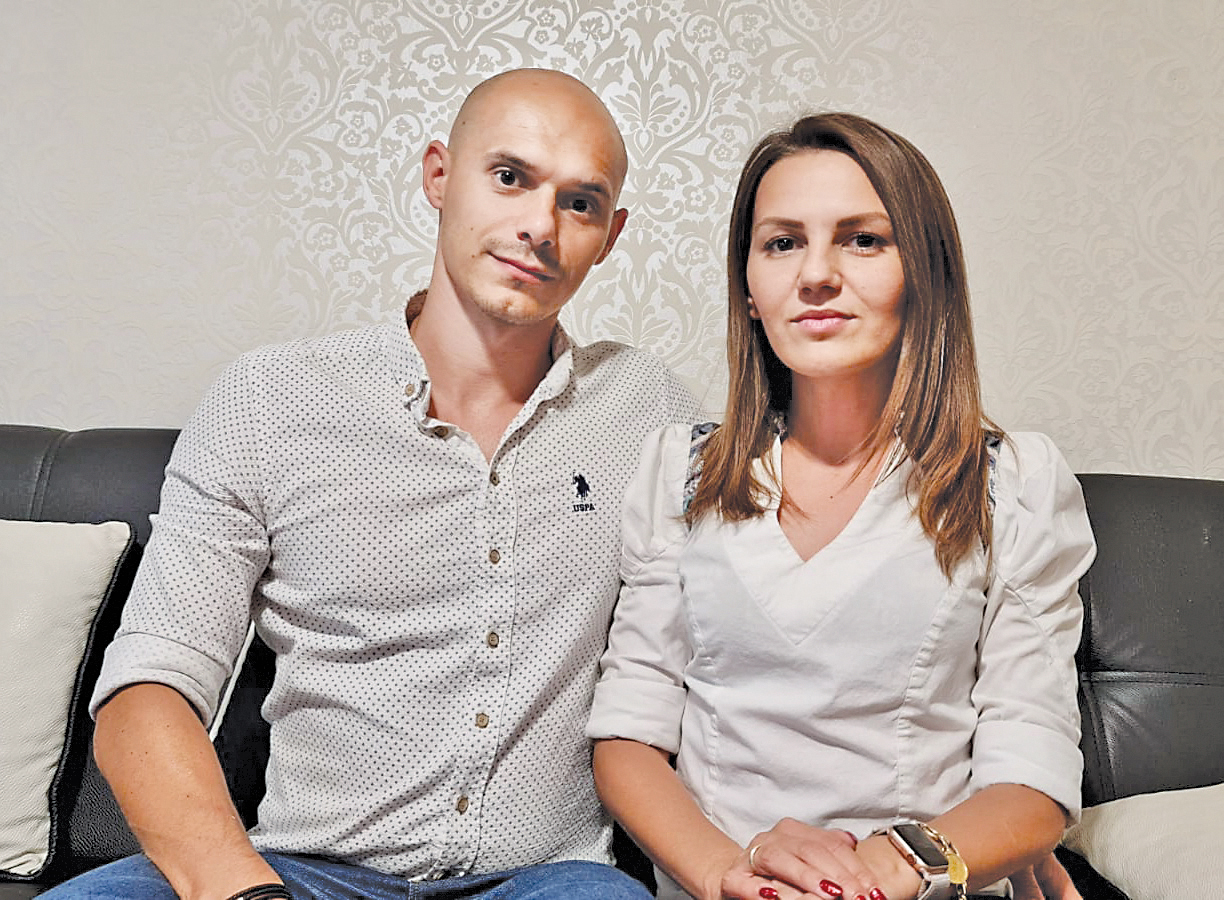 Tinerii care au renunțat la locurile de muncă pentru a face produse românesti pentru clienții sătui de produsele din export