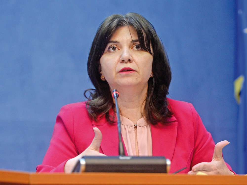 Monica Anisie, mesaj de Ziua Elevului: Generația actuală, un exemplu de adaptare