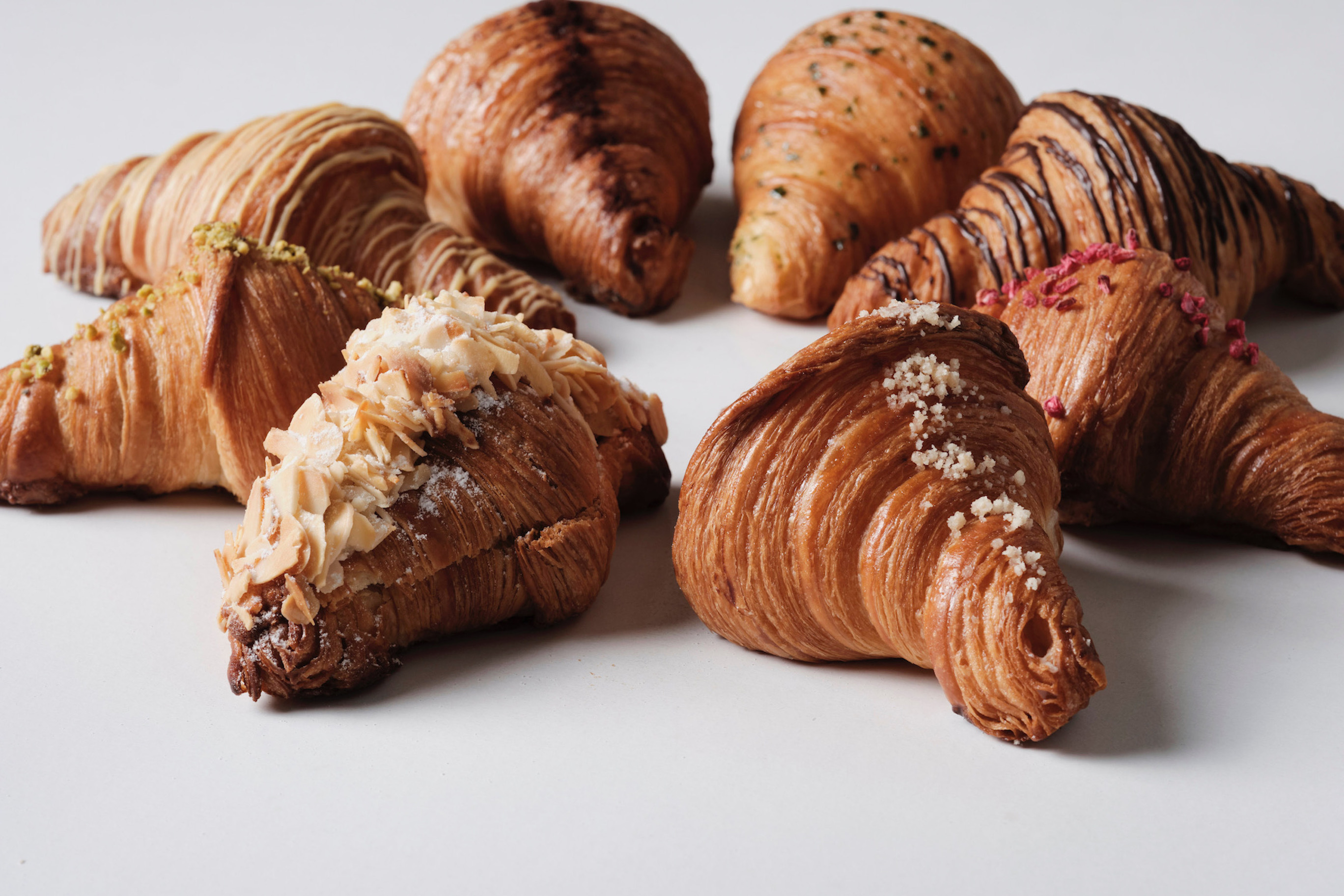 Fondatorii localurilor Cereal Crunch au preluat 70% din laboratorul de croissante Fika18, o afacere de la zero fondată de Armand Sima. „Vom deschide un magazin în Centrul Vechi”